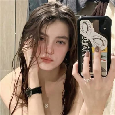 Ratna Dewi avatar